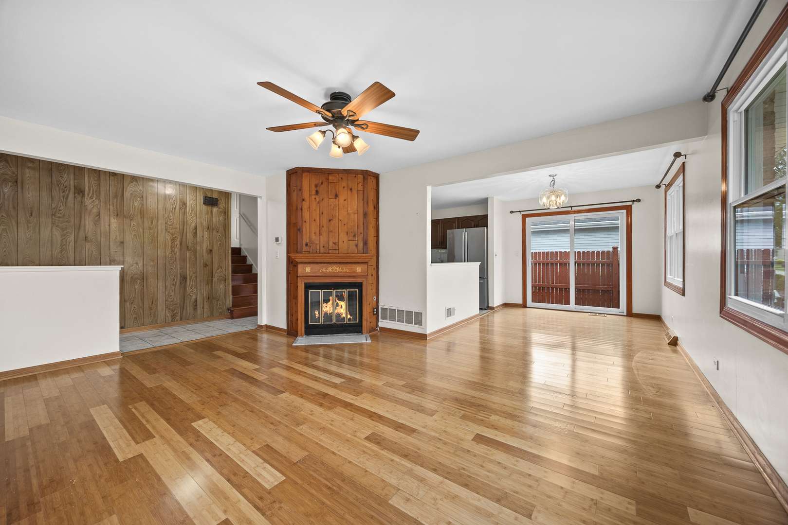 1309 Wilson AVE, Wheaton, IL 60189