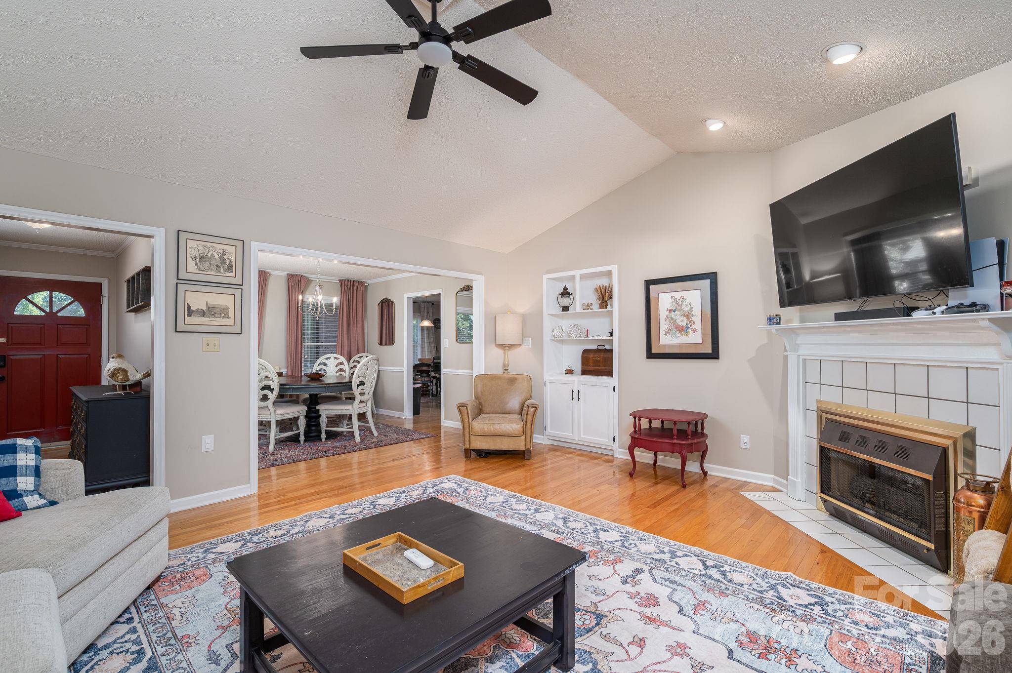 102 Moore ST, Lincolnton, NC 28092
