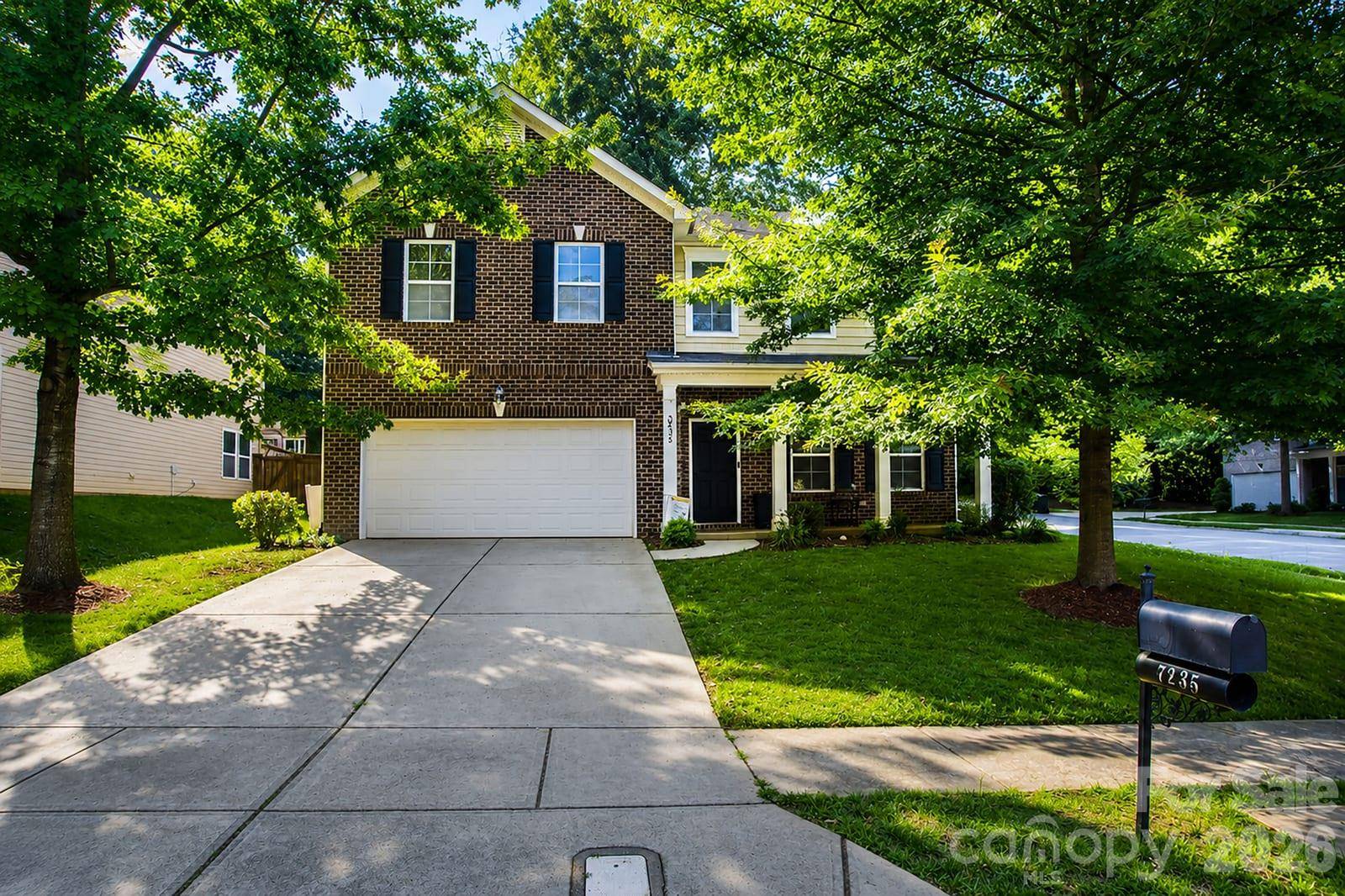 7235 Barefoot Forest DR, Charlotte, NC 28269