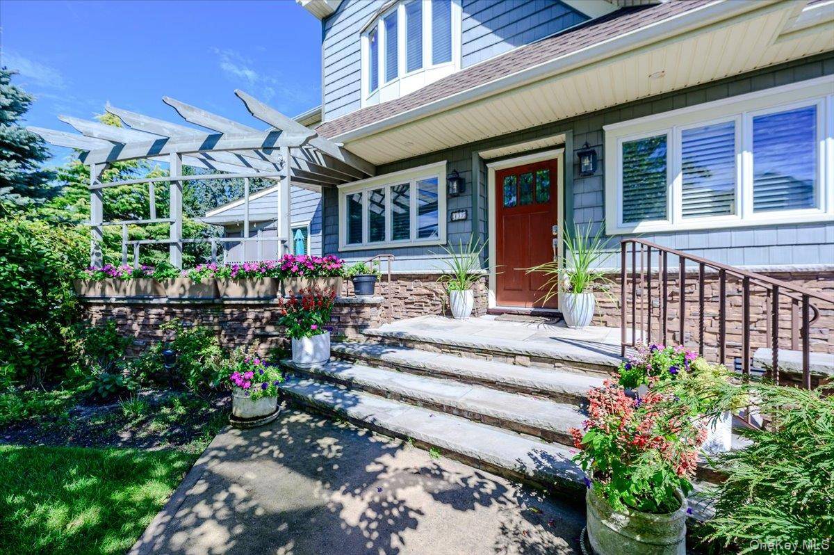 132 Blackheath RD, Lido Beach, NY 11561