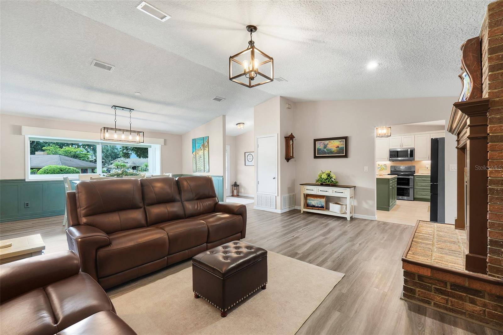 1990 BRANTLEY CIR, Clermont, FL 34711