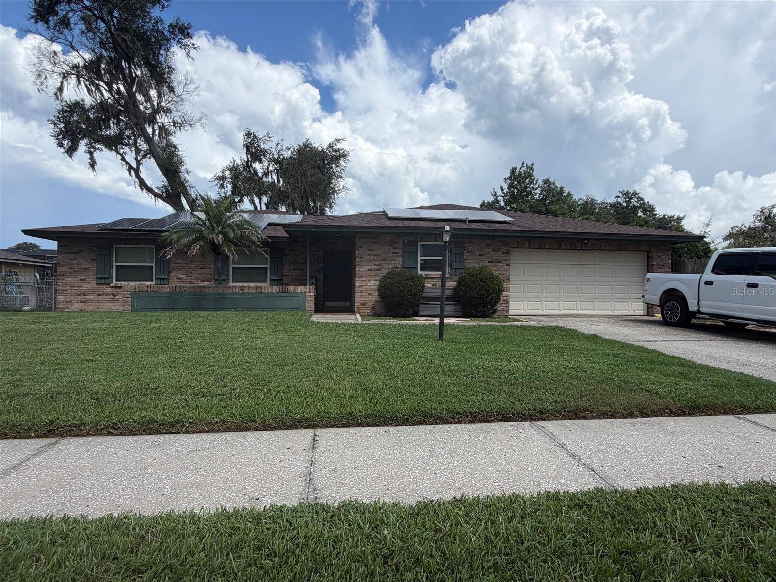 814 SHANGRI LA DR, Seffner, FL 33584
