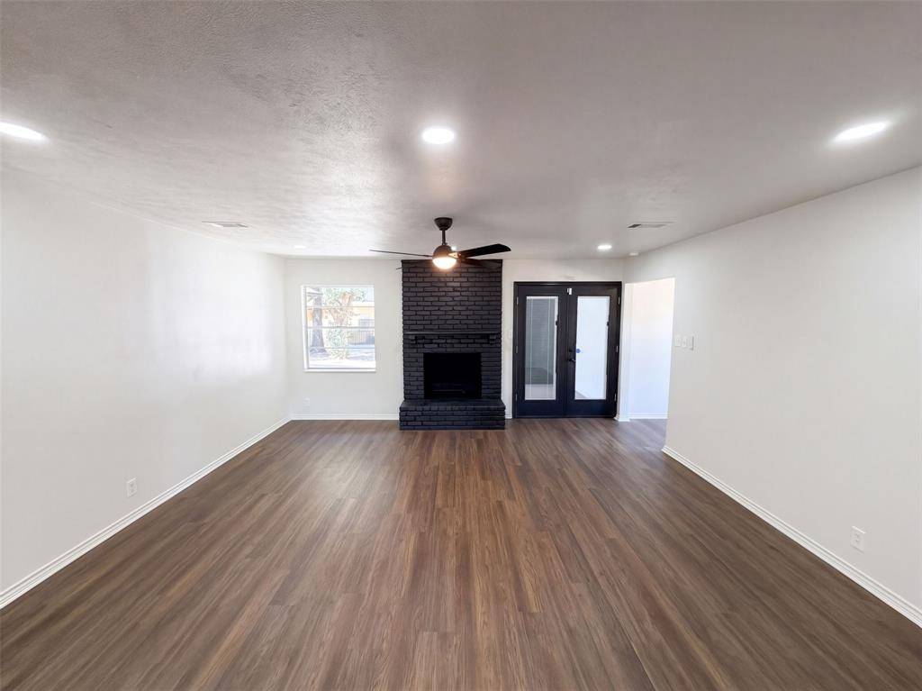 1329 Wellington Drive, Denton, TX 76209