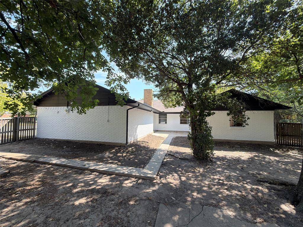 1329 Wellington Drive, Denton, TX 76209
