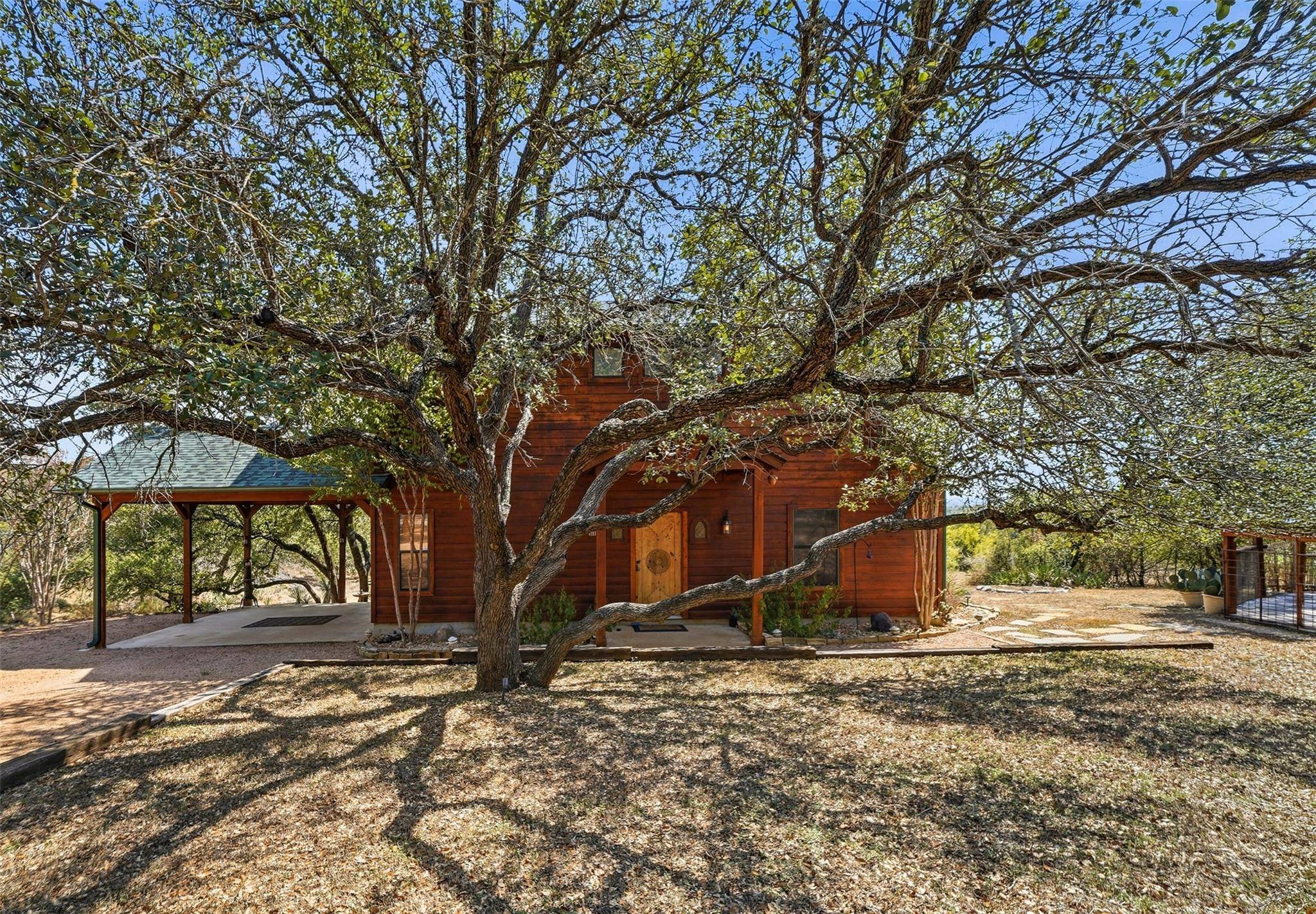 601 Echo DR, Spicewood, TX 78669