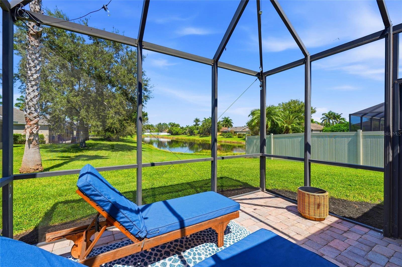 3415 72ND DR E, Sarasota, FL 34243