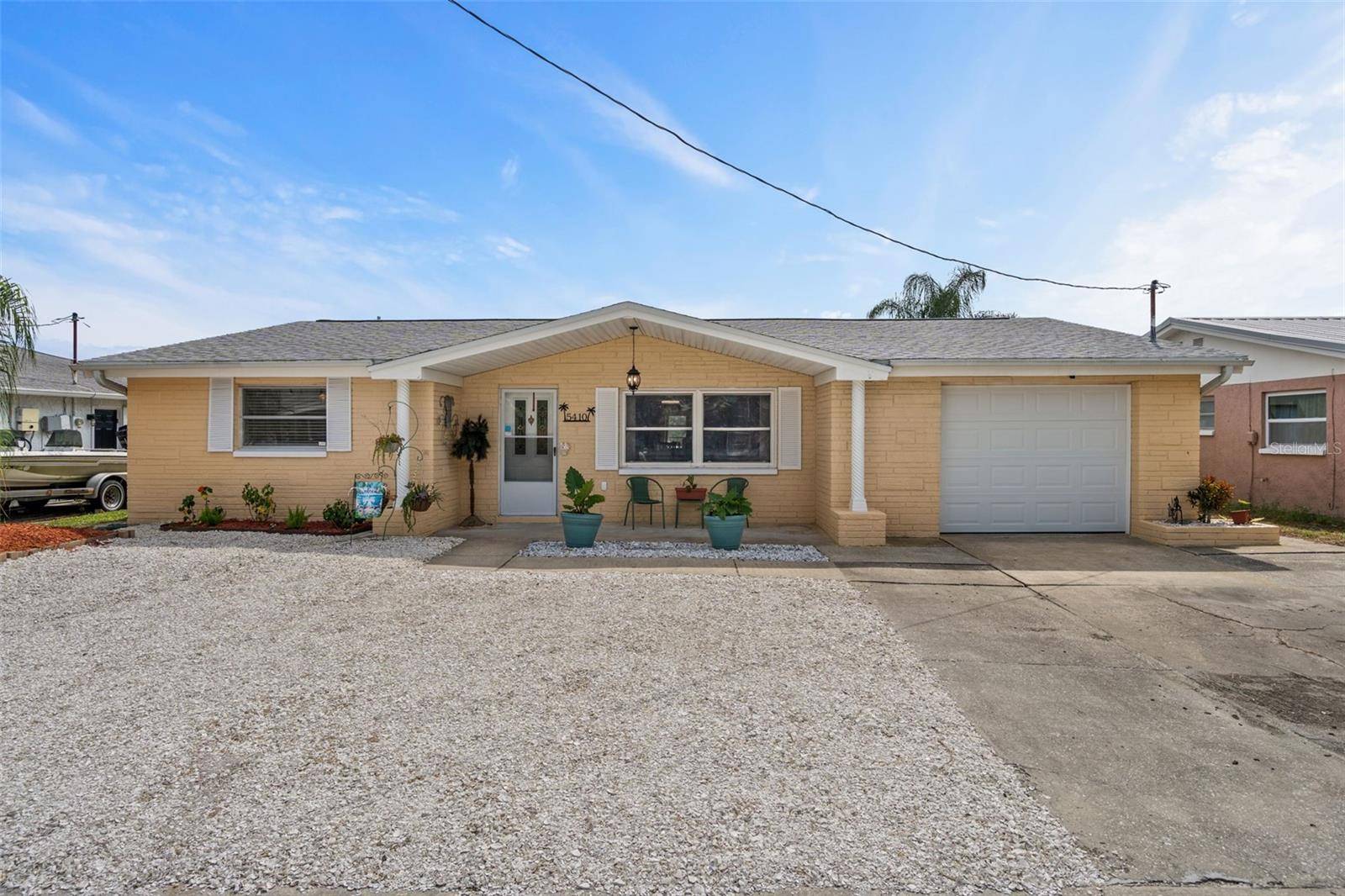 5410 FLORA AVE, Holiday, FL 34690