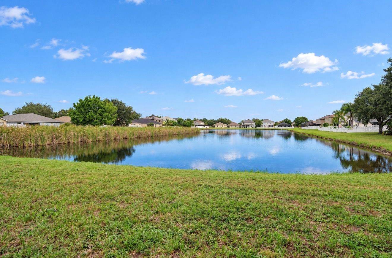 2348 ROANOKE SPRINGS DR, Ruskin, FL 33570