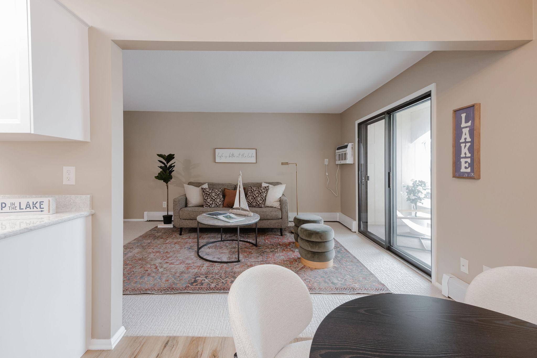 4407 Wilshire BLVD #310, Mound, MN 55364