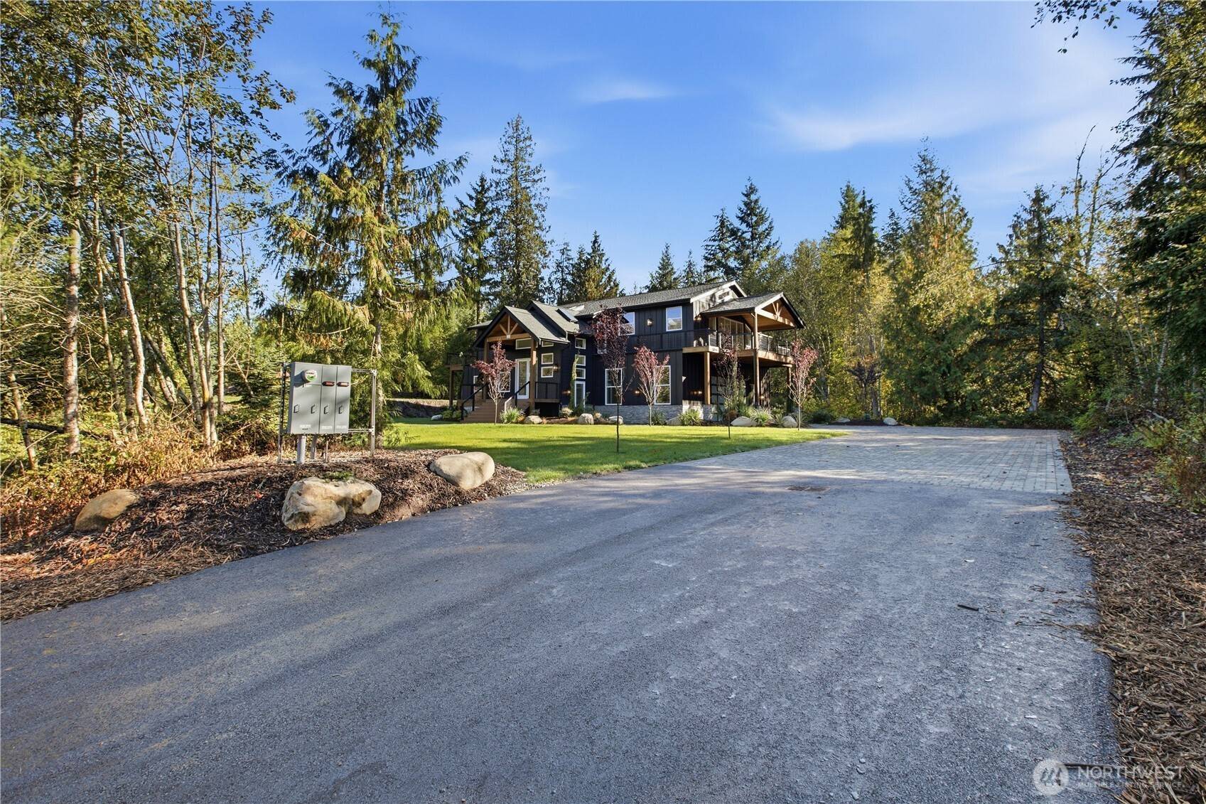 23420 253rd AVE SE, Maple Valley, WA 98038