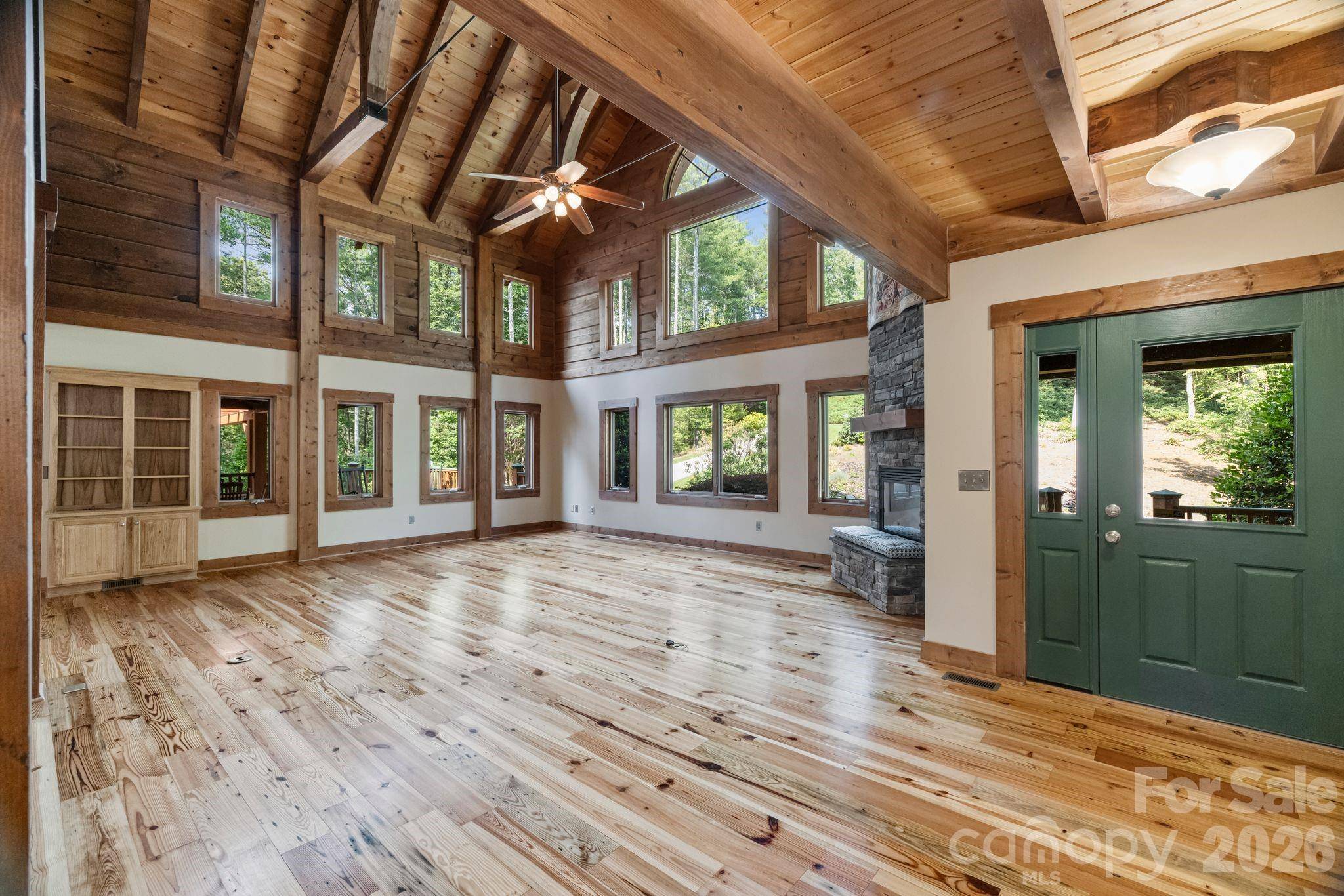 5626 Rocky Falls LN, Lenoir, NC 28645
