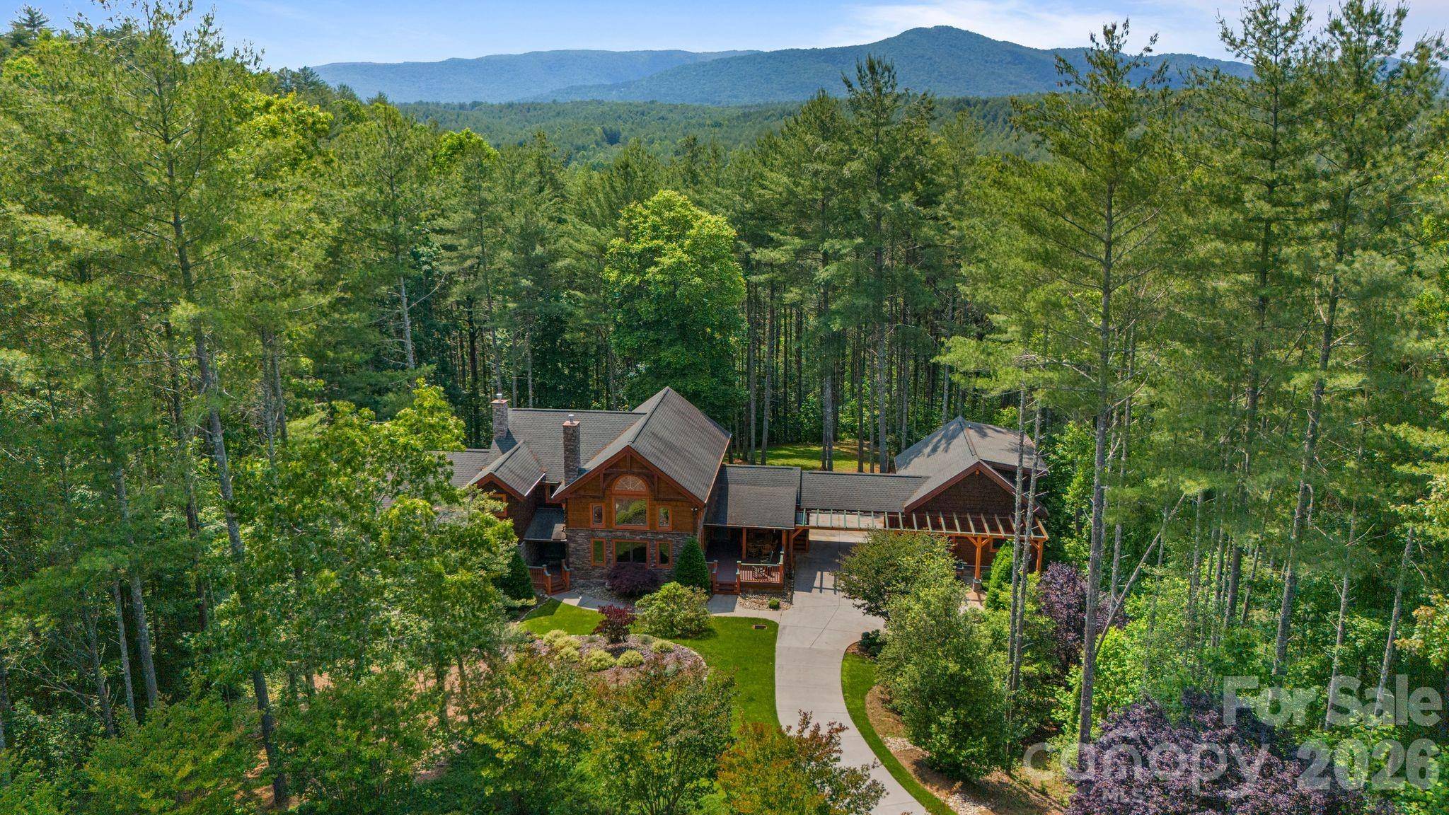 5626 Rocky Falls LN, Lenoir, NC 28645