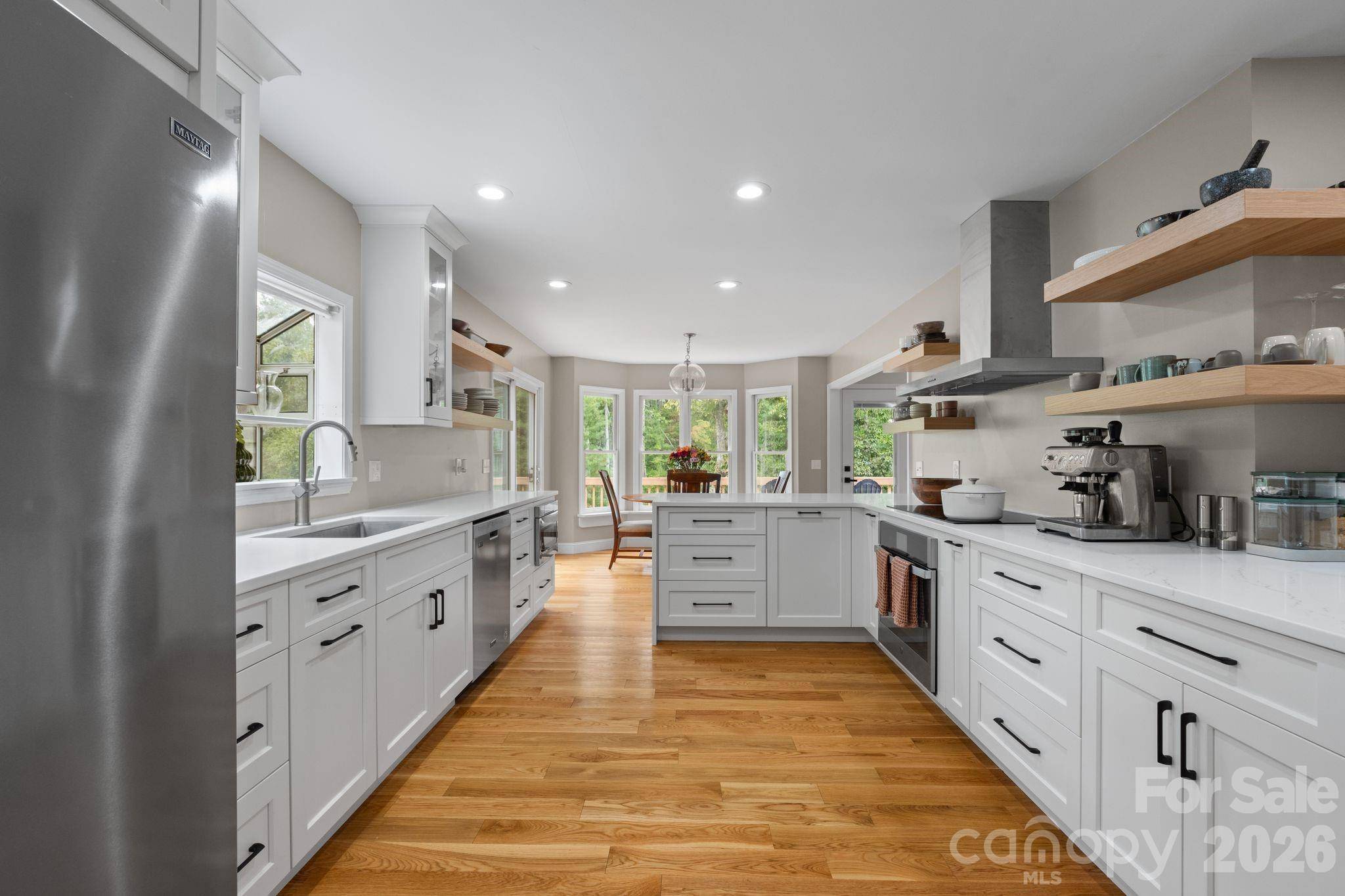 113 Laura TRCE, Hendersonville, NC 28792