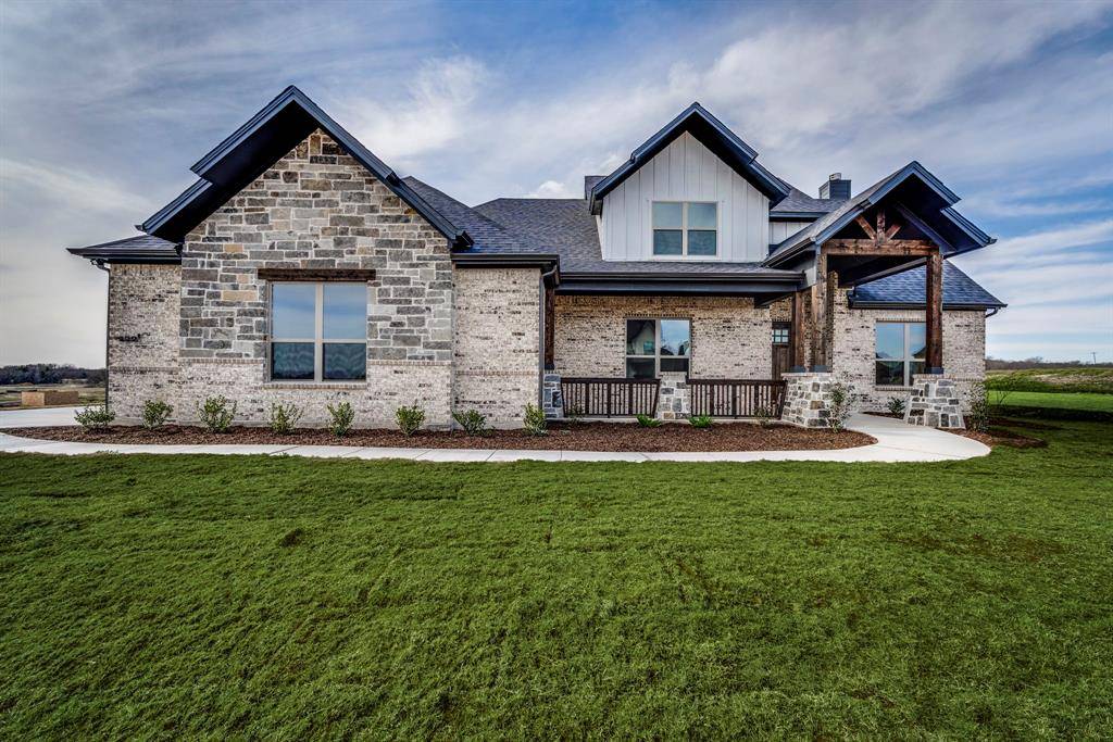 451 Paradise Ridge Drive, Waxahachie, TX 75167