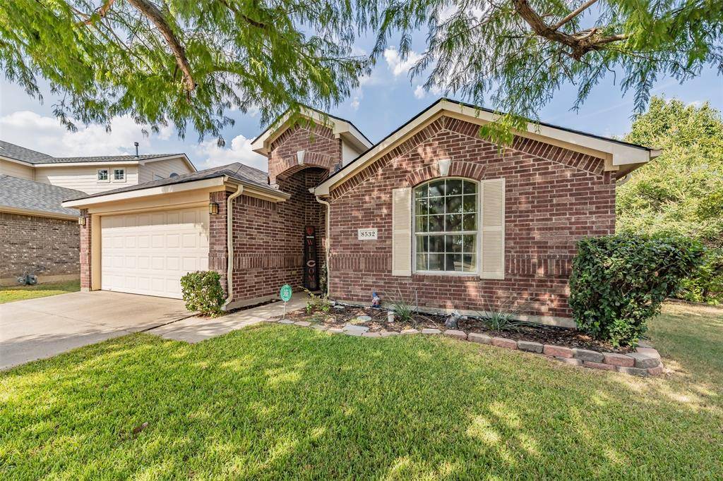 8532 Cactus Patch Way, Fort Worth, TX 76131