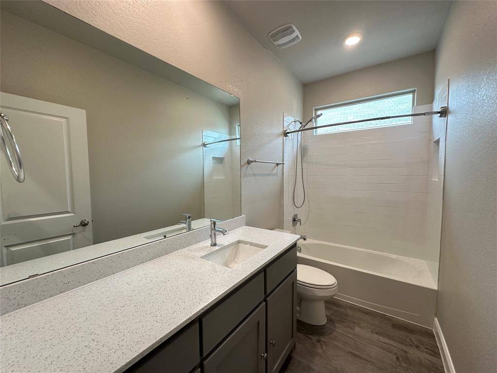 717 Shepperton Way, Fort Worth, TX 76247
