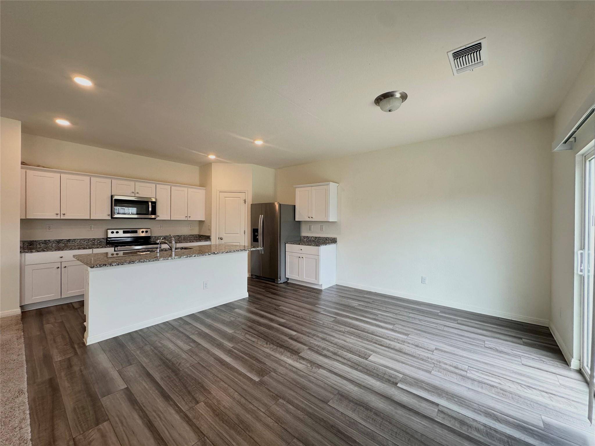 103 Gray Fox LOOP, Hutto, TX 78634