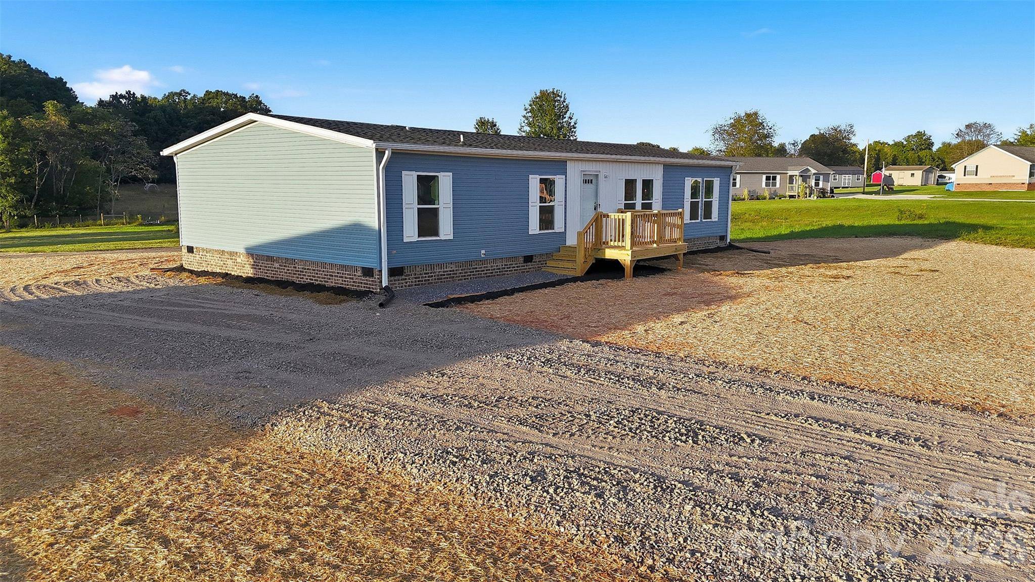 130 Speaks RD, Olin, NC 28660