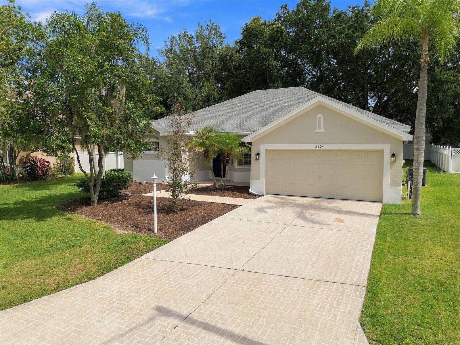 2804 BROOKE PINES CT, Plant City, FL 33566
