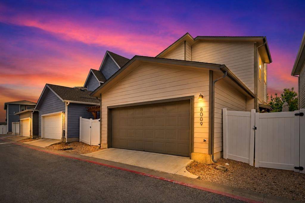 8009 Mellencamp DR #212, Austin, TX 78744