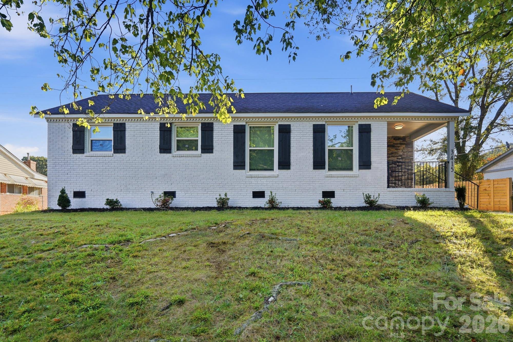3228 Barfield DR, Charlotte, NC 28217