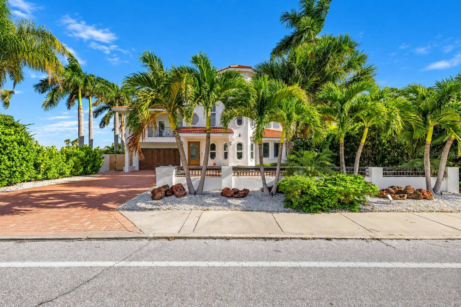 199 21ST AVE, St Pete Beach, FL 33706