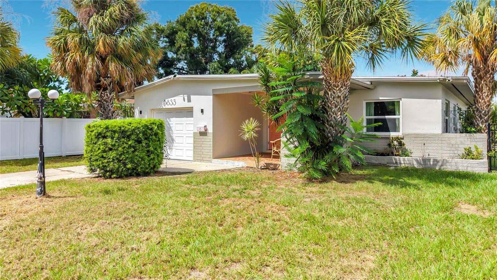 5833 DARTMOUTH AVE N, St Petersburg, FL 33710