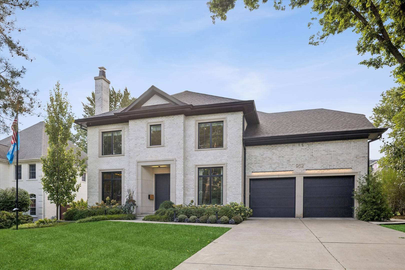 932 Allmen AVE, Hinsdale, IL 60521