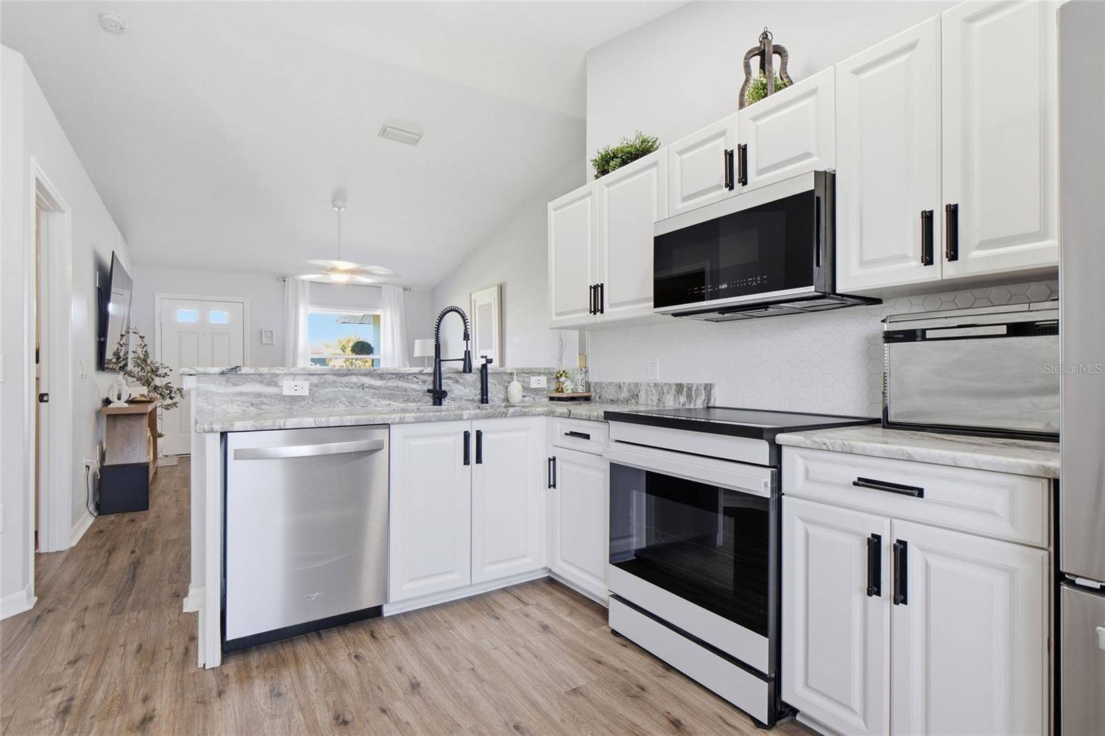 5295 DREW RD, Venice, FL 34293