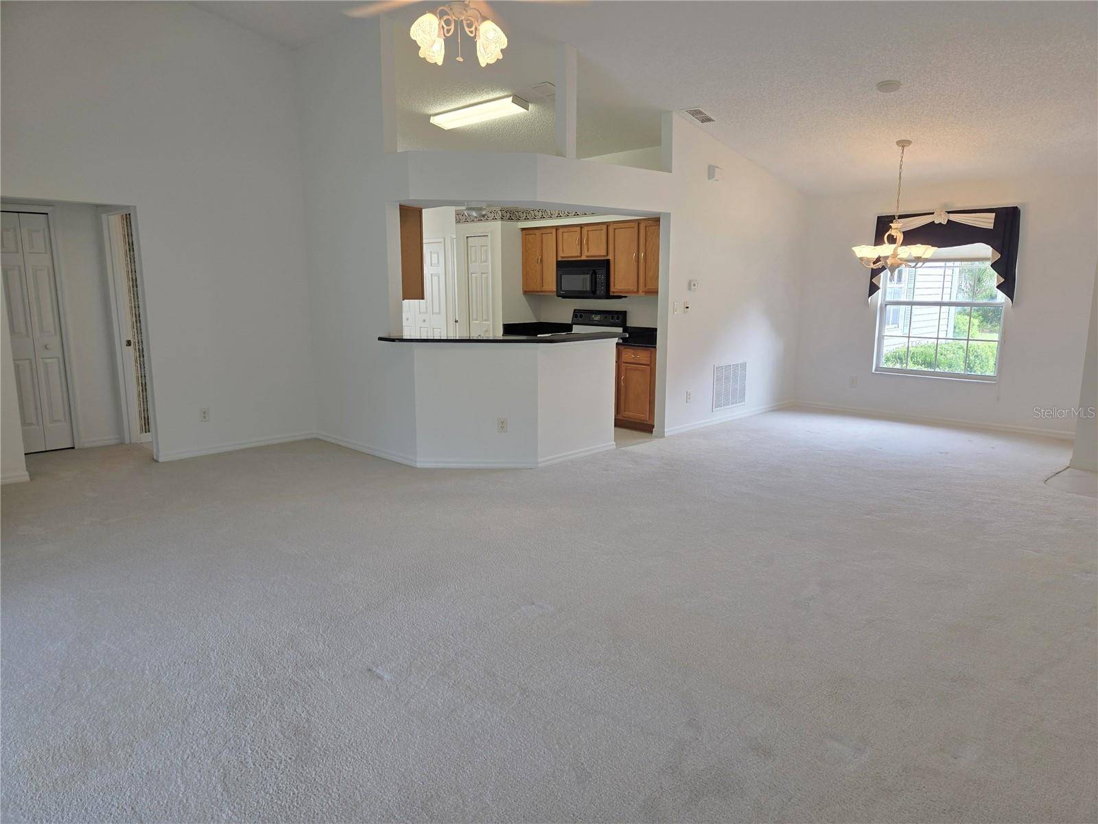 25419 CRESTWATER DRIVE DR, Leesburg, FL 34748
