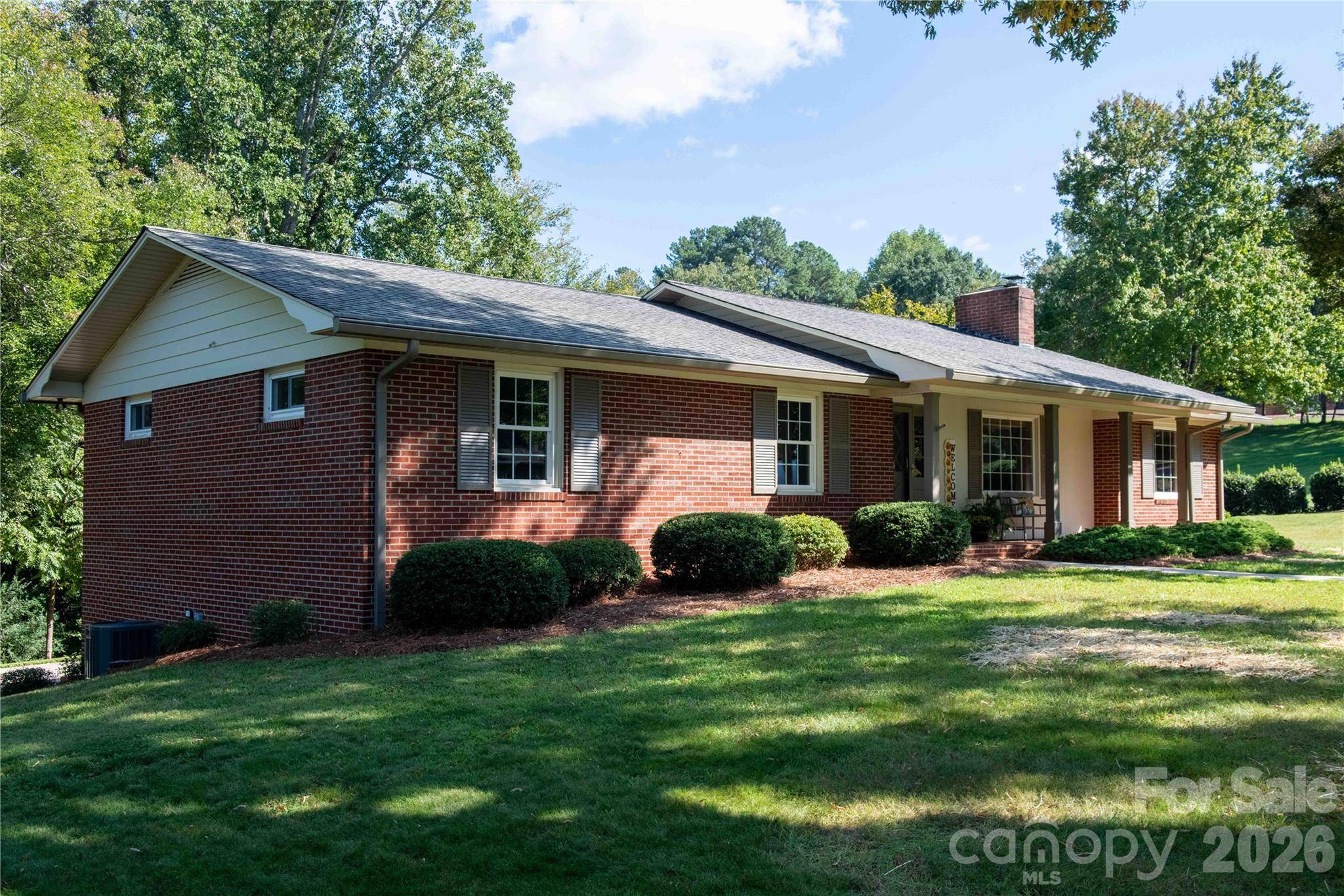 1007 Woodland ST SE, Valdese, NC 28690