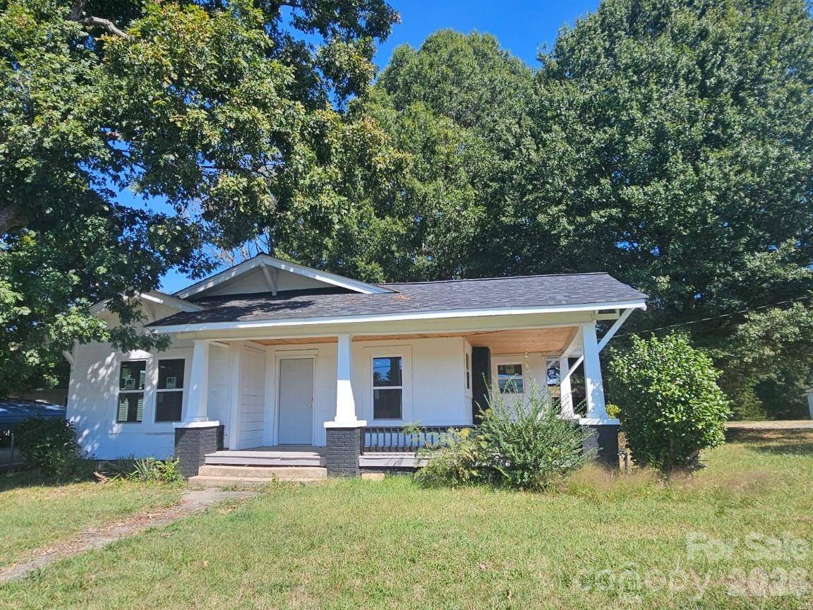 1313 E Maiden RD, Maiden, NC 28650