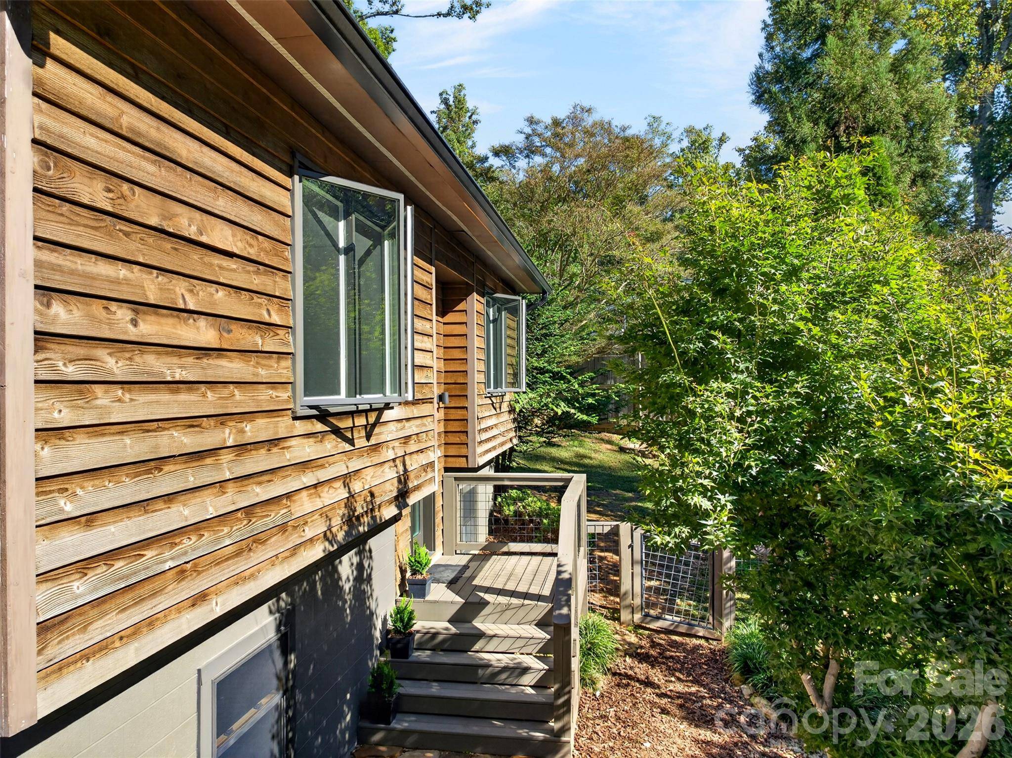 53 Hemlock ST, Arden, NC 28704