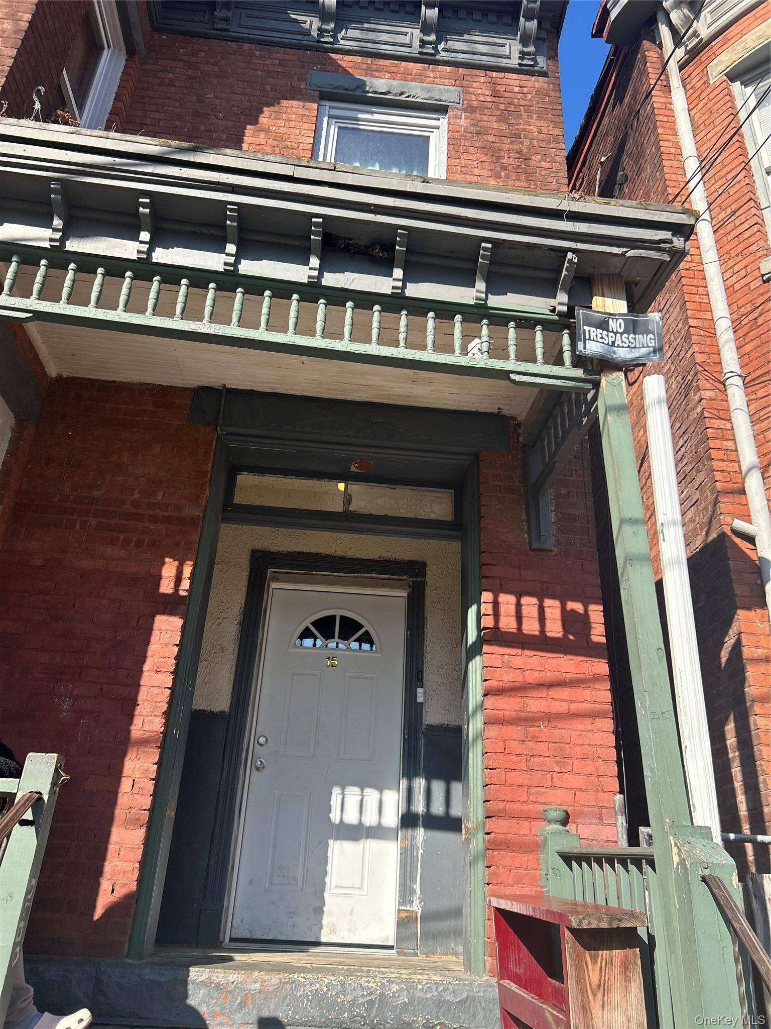 15 City TER, Newburgh, NY 12550