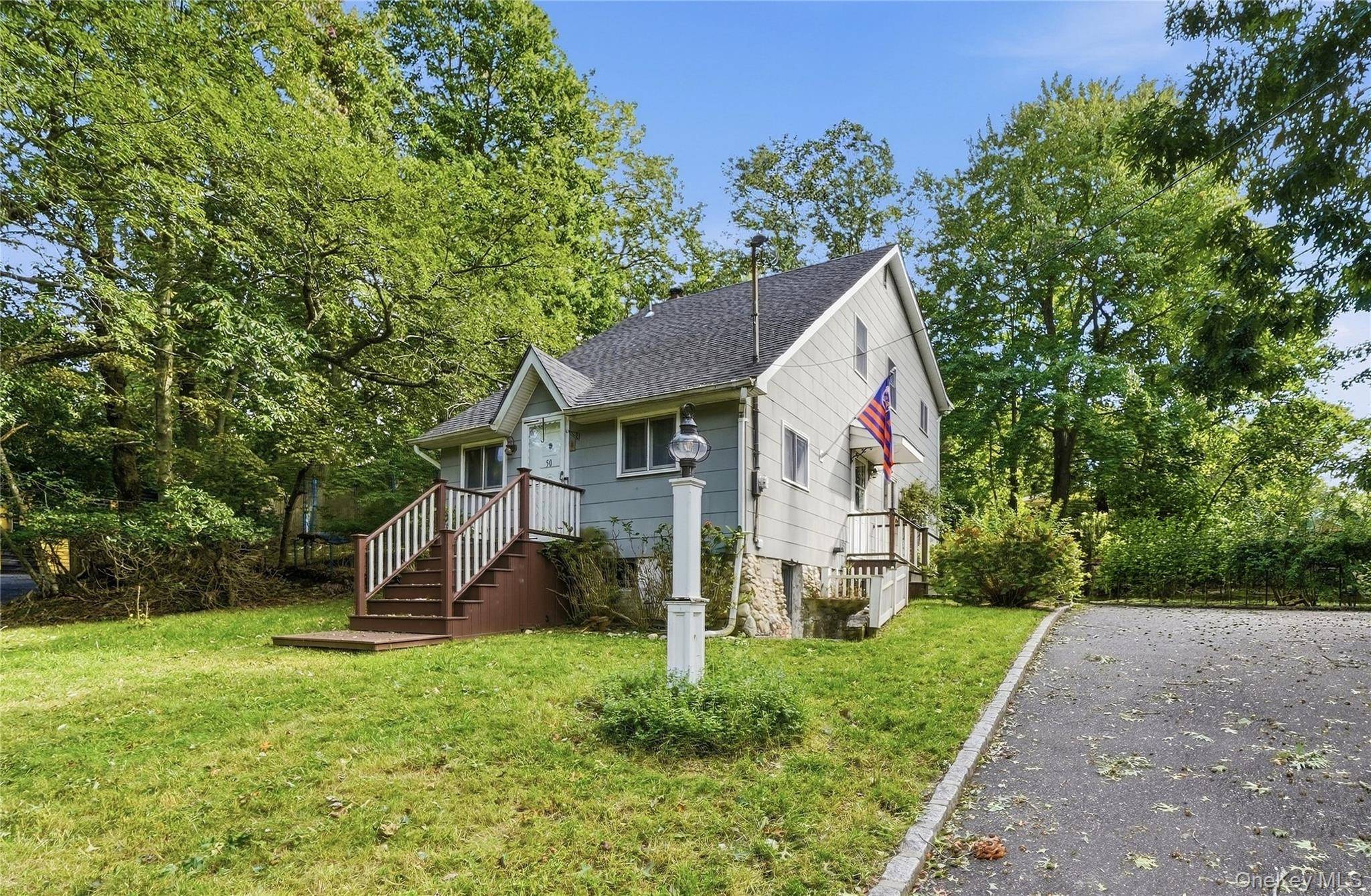 50 Dryad RD, Rocky Point, NY 11778