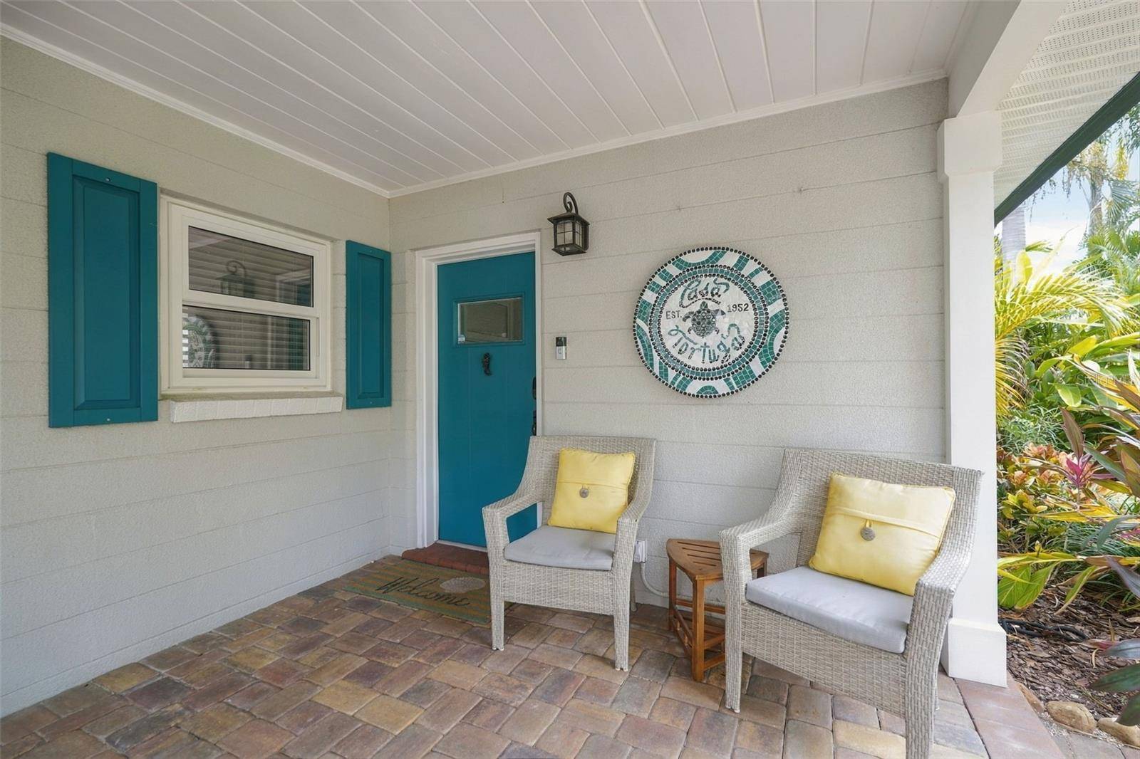 2174 BOUGAINVILLEA ST, Sarasota, FL 34239