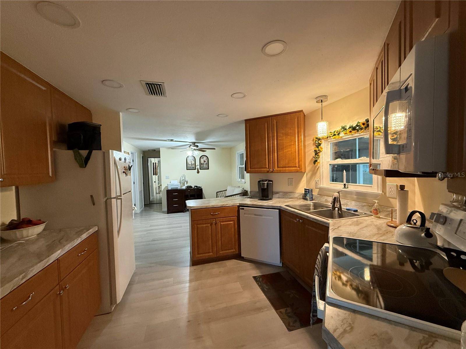 10 RABBIT TRL, Wildwood, FL 34785