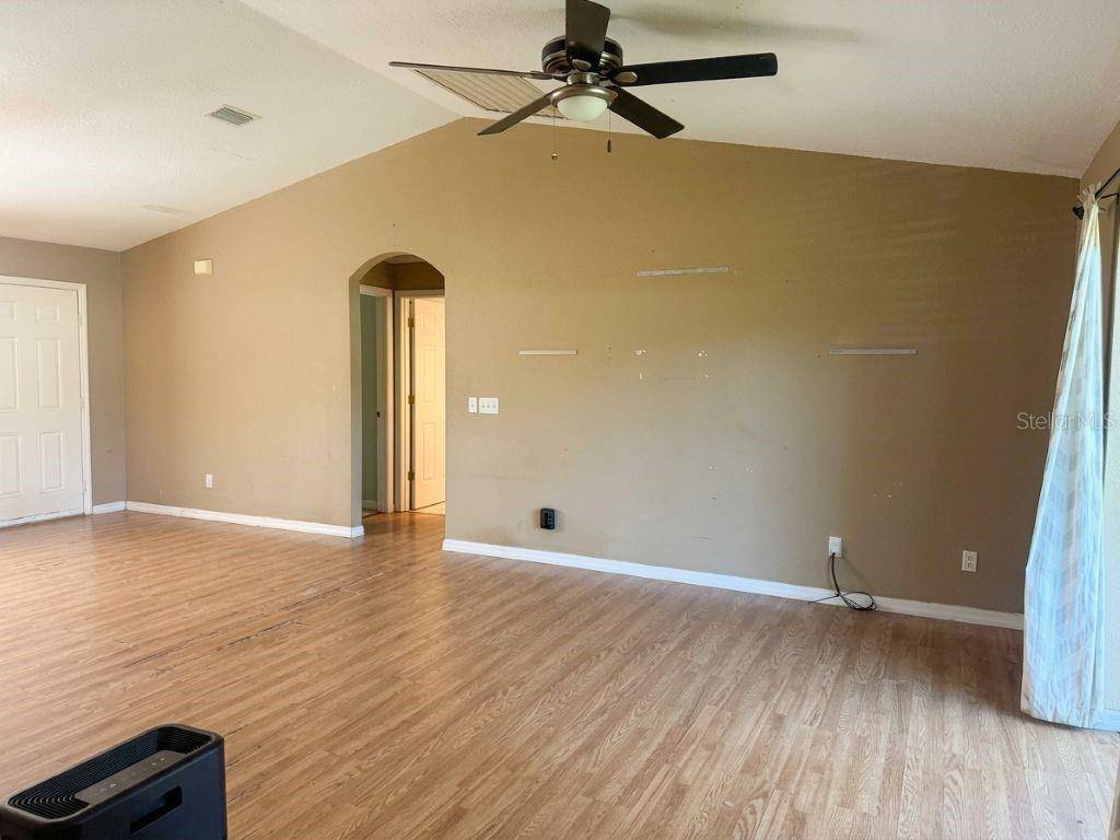 4 PINE RADIAL TRL, Ocala, FL 34472