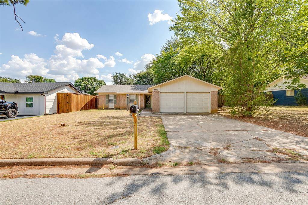1116 Woodbrook Street, Arlington, TX 76011
