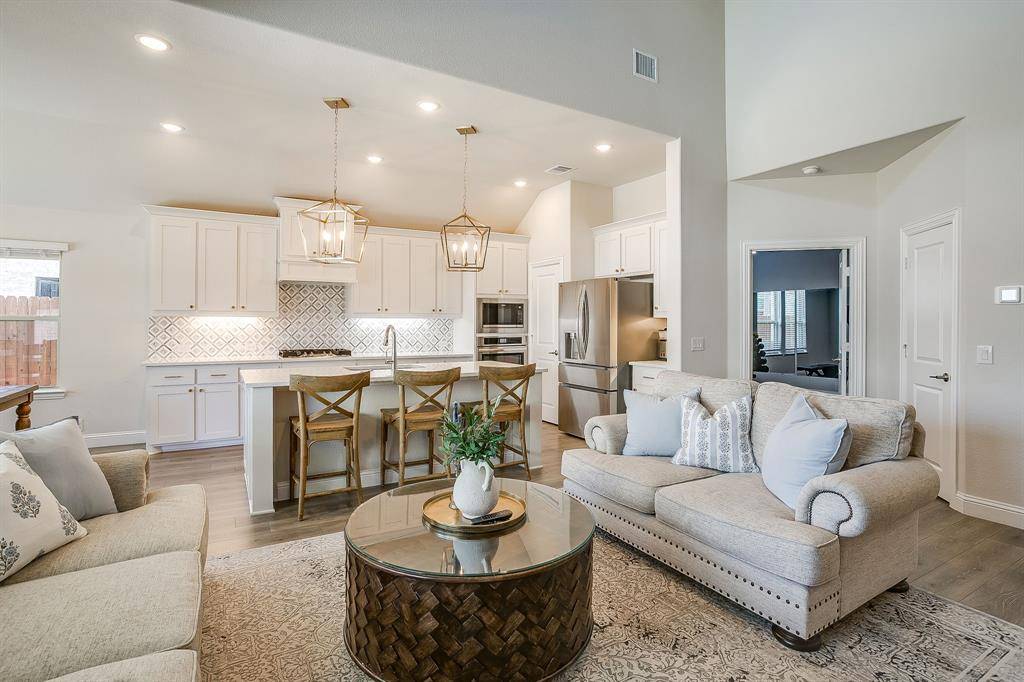 128 Kingfisher Lane, Aledo, TX 76008