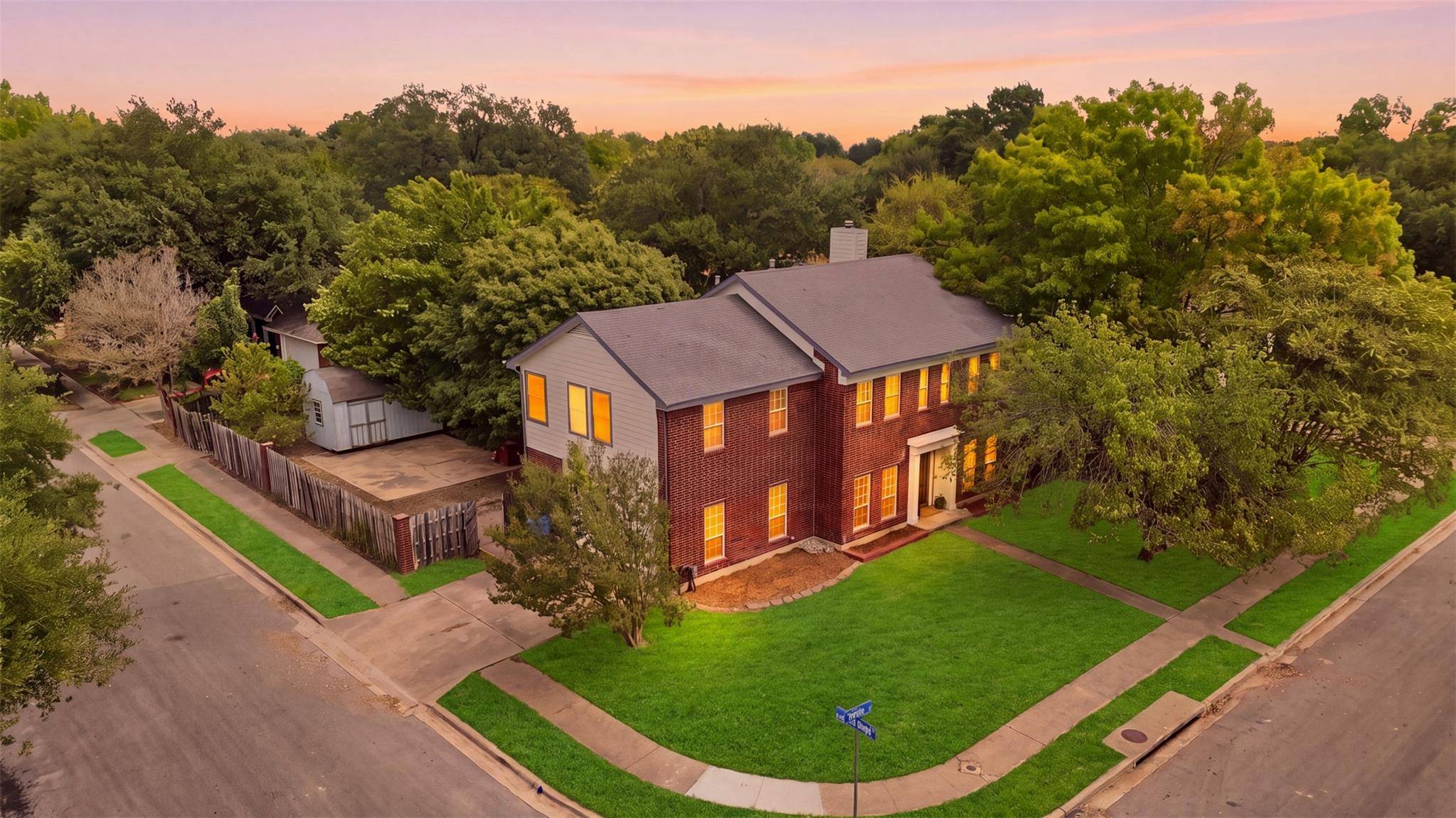502 Cedar LN, Pflugerville, TX 78660