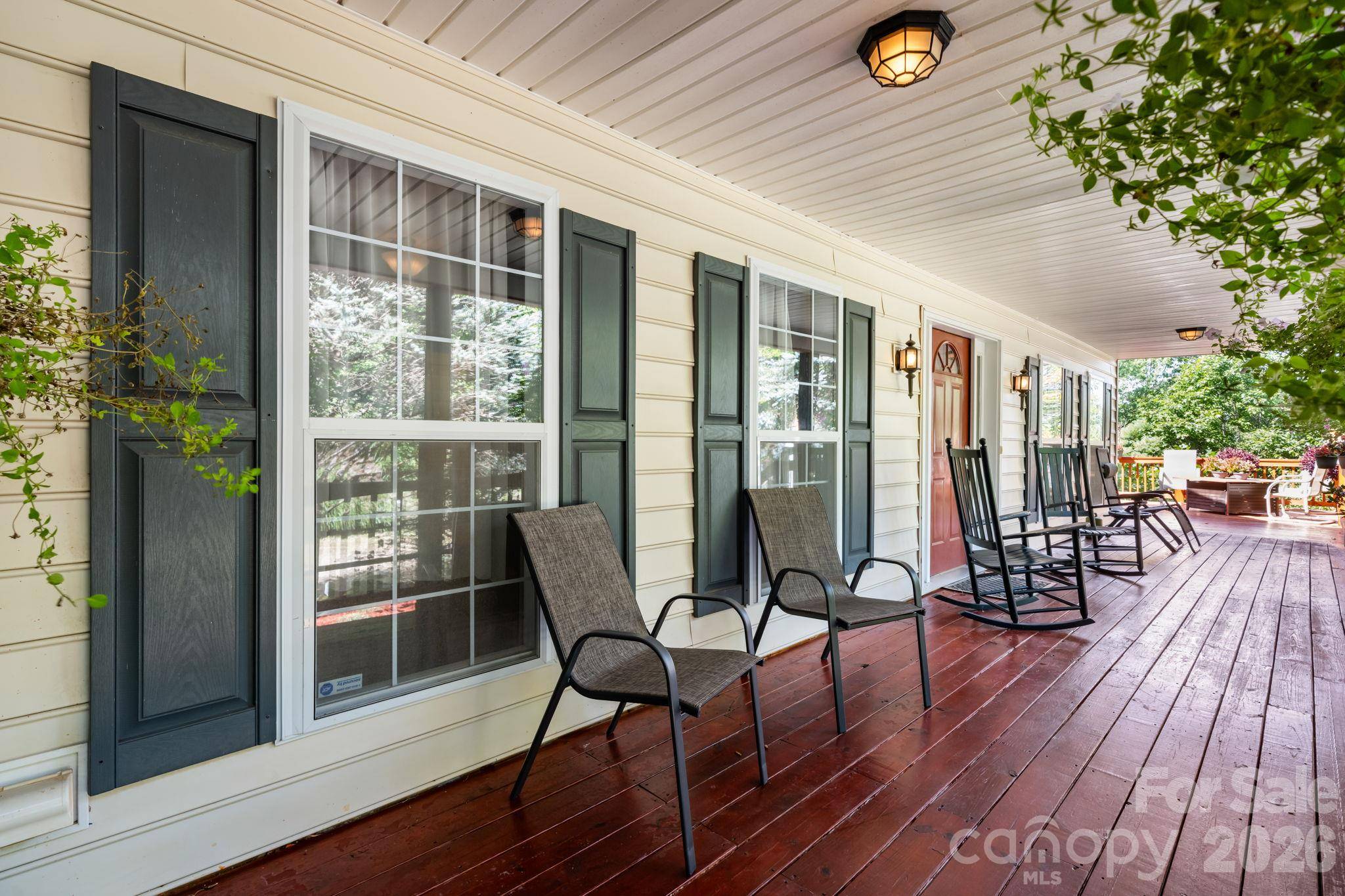1056 Old Hampton RD, Boone, NC 28607