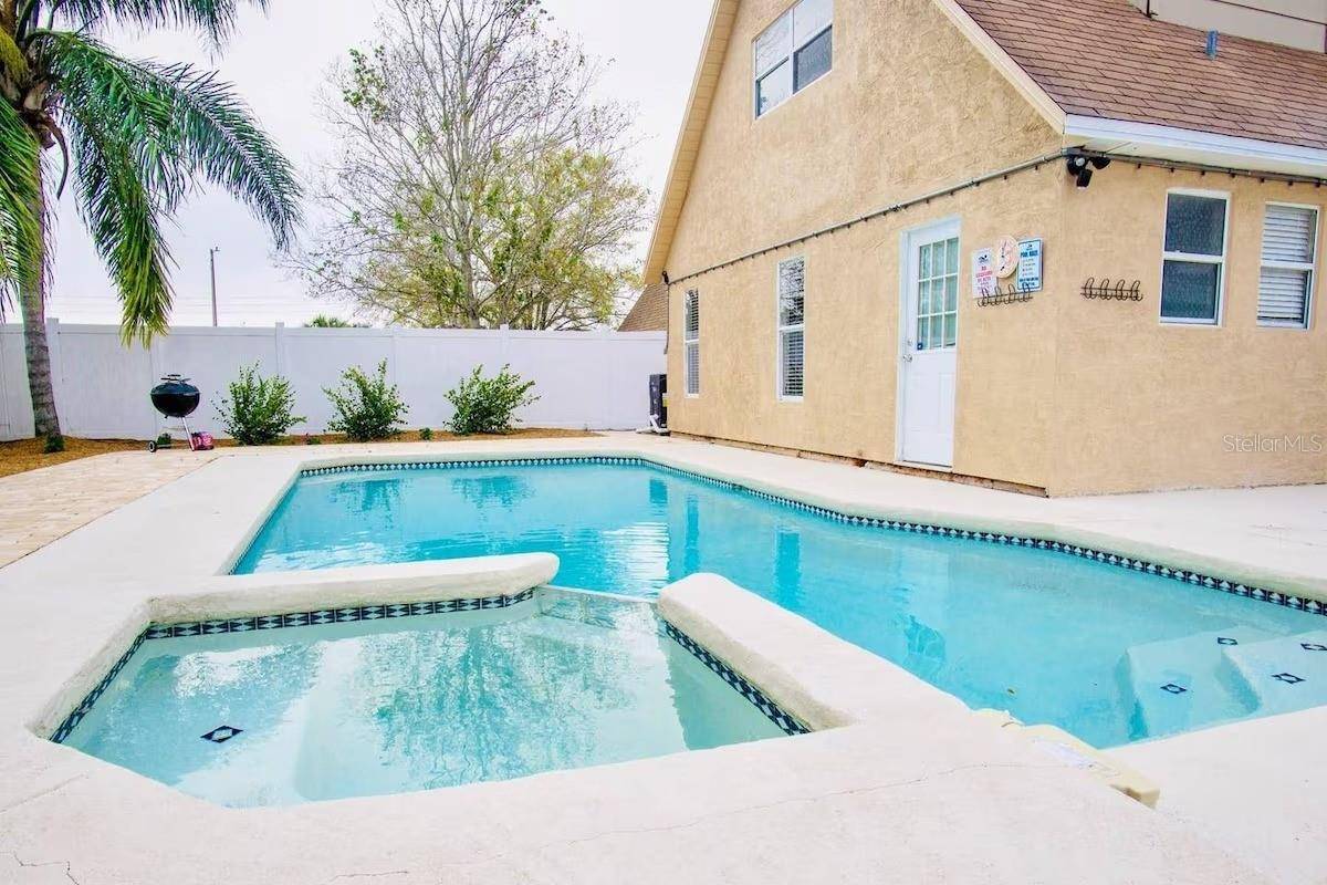 12925 129TH AVE, Largo, FL 33774