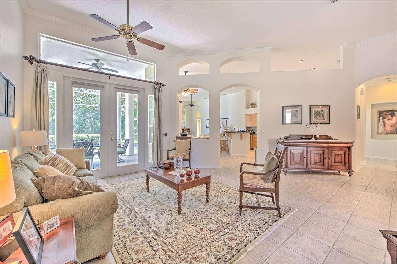 3325 CYPRESS LANDING DR, Valrico, FL 33596