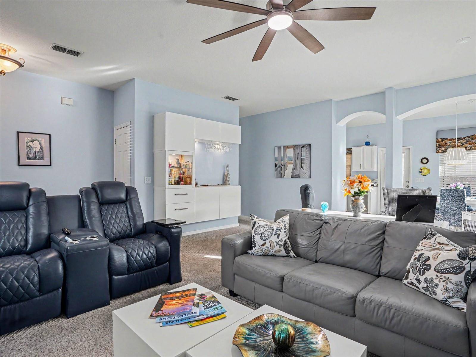 173 BELL TOWER XING E, Poinciana, FL 34759