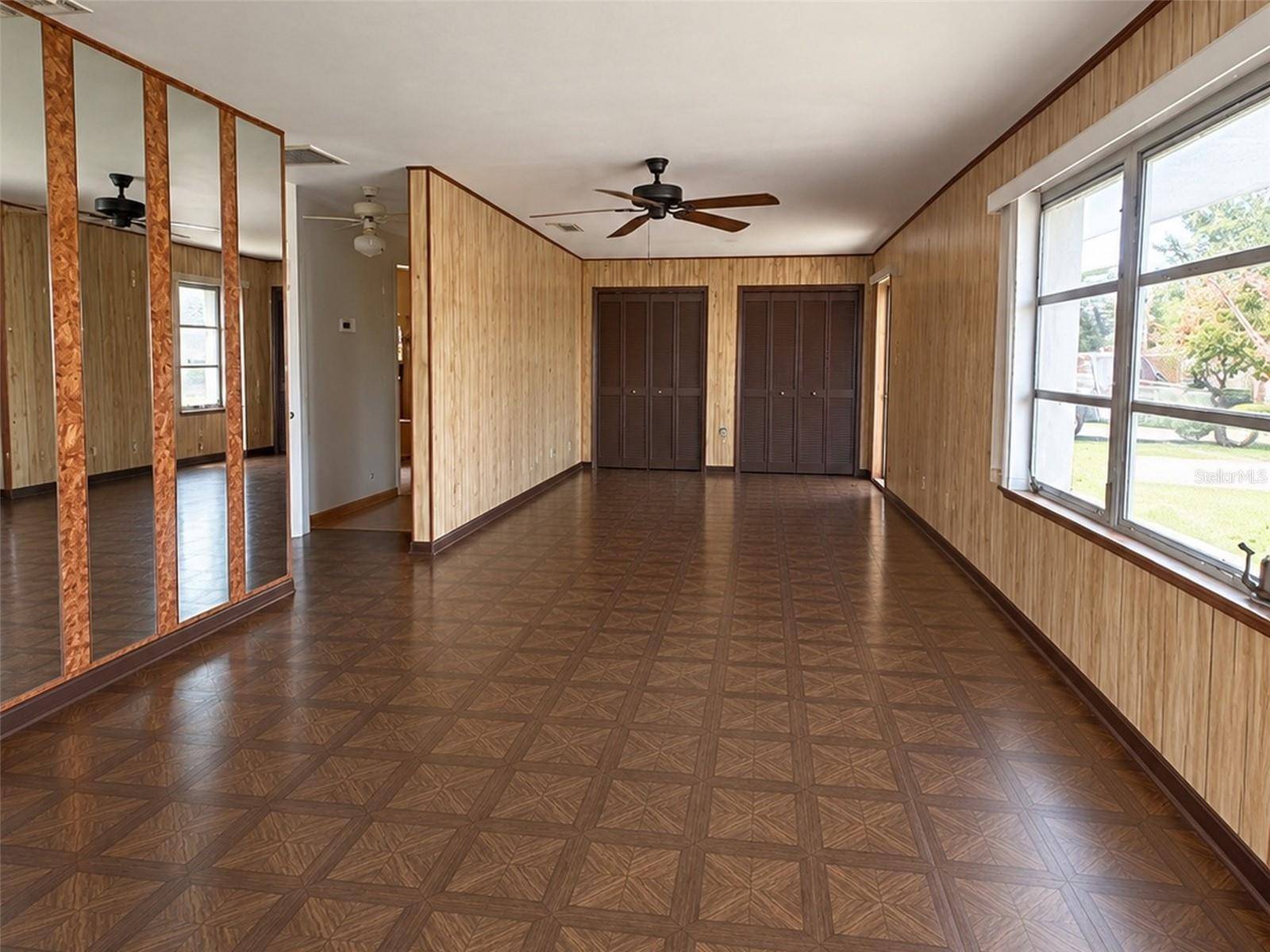 8371 55TH WAY, Pinellas Park, FL 33781