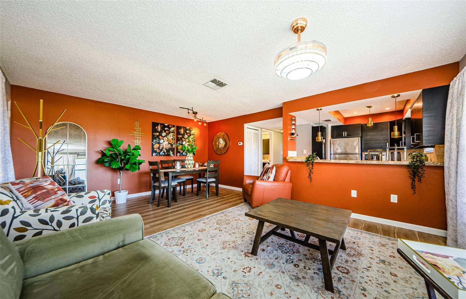 2112 HAMMOCK PINE BLVD #2112, Clearwater, FL 33761