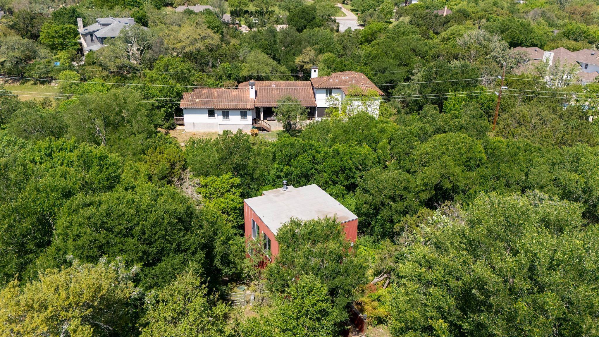 20 N Peak RD, West Lake Hills, TX 78746