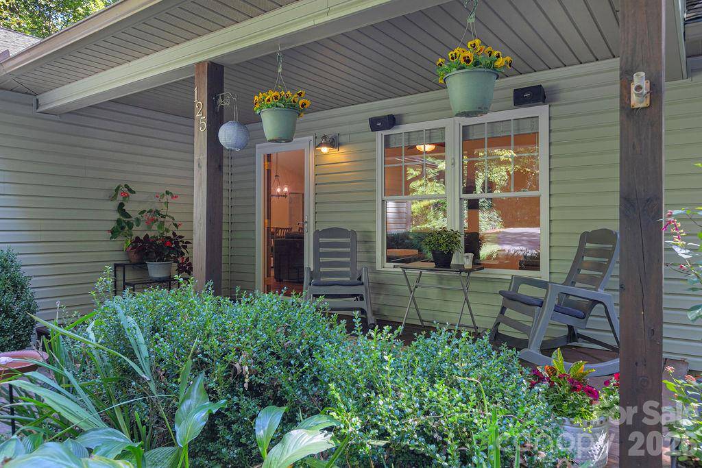 125 Rollins Place RD, Brevard, NC 28712