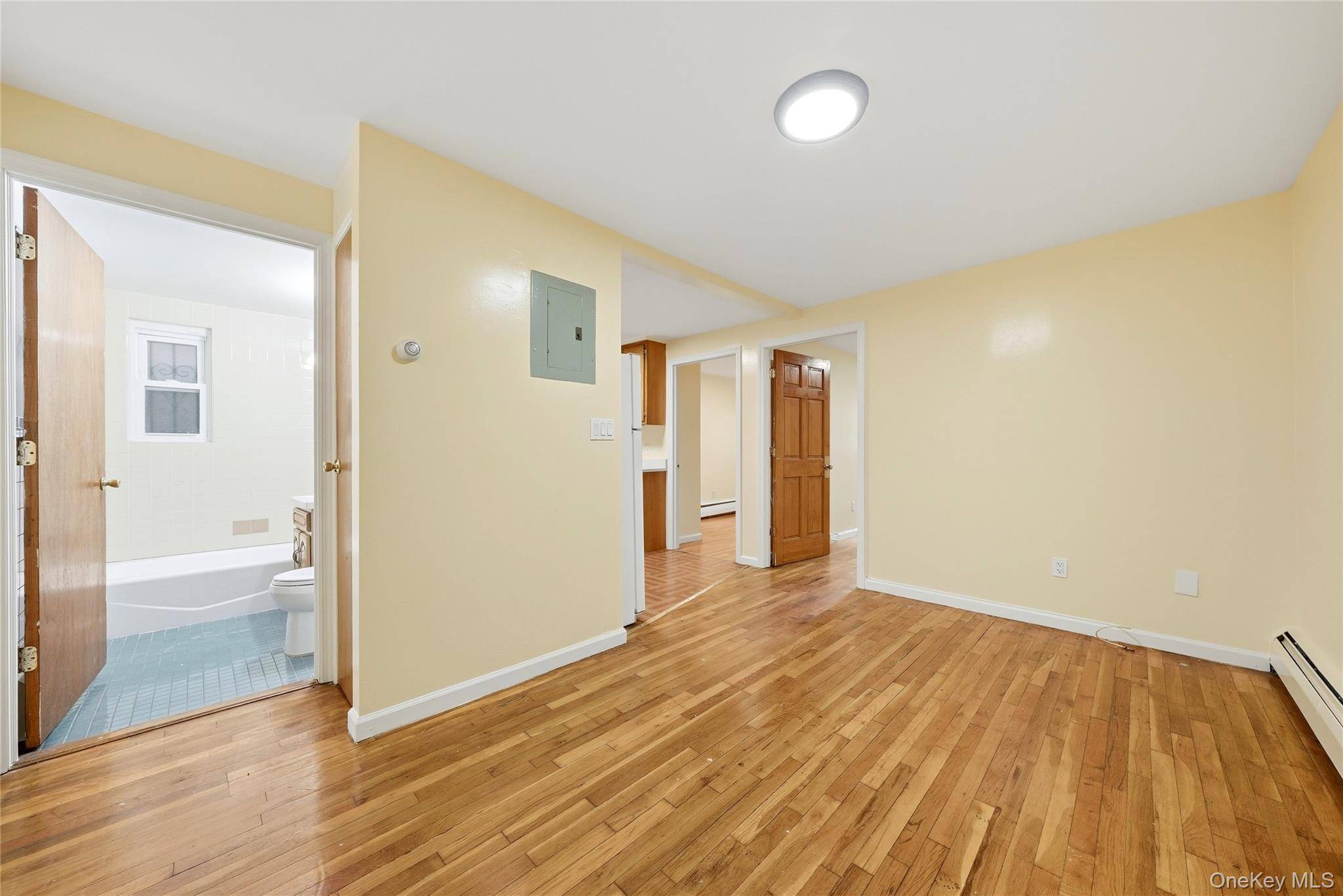 1012 E 233rd ST, Bronx, NY 10466